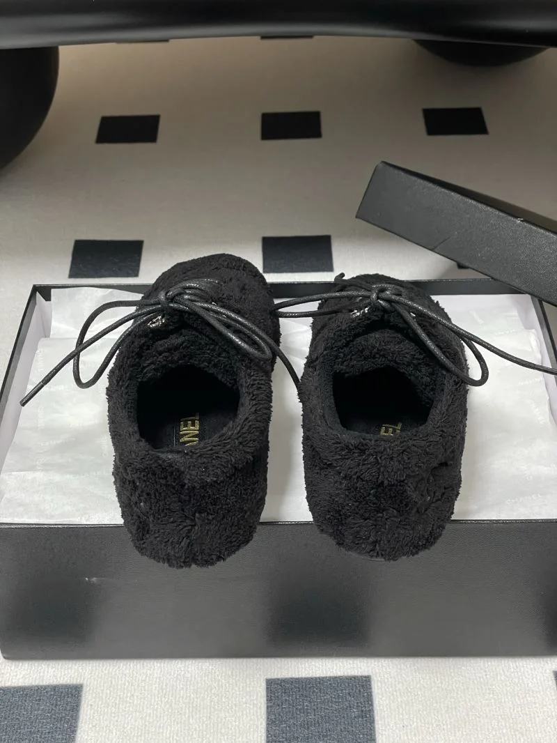Chanel Flat Shoes FastDry 19325