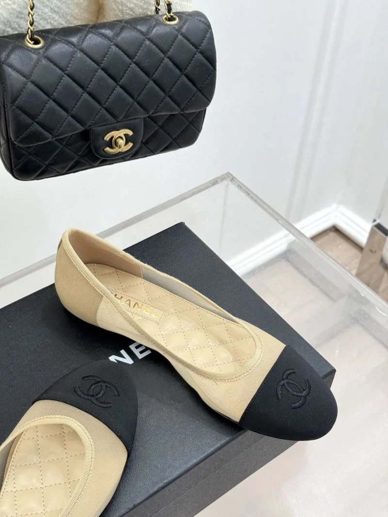 Chanel Flat Shoes Unisex 19322