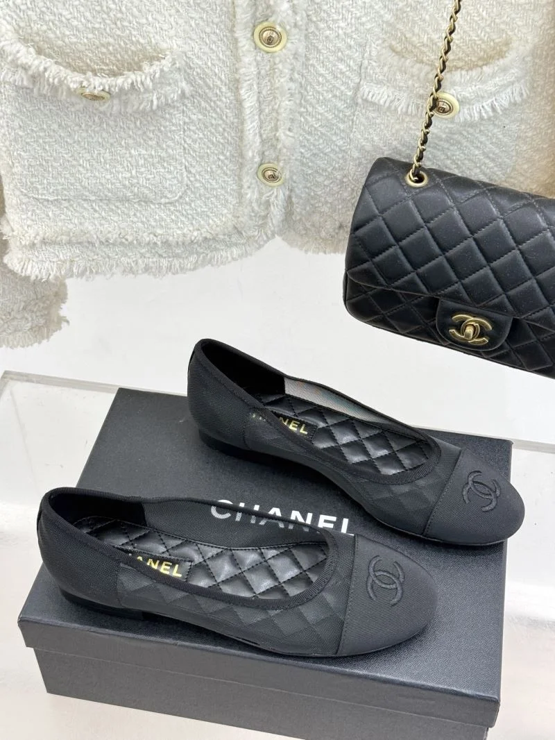 Chanel Flat Shoes Compact 19366
