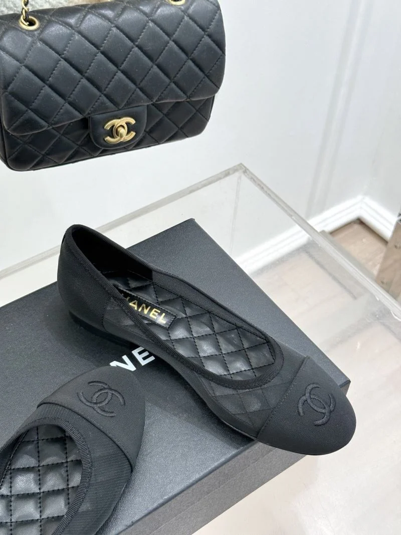 Chanel Flat Shoes Compact 19366