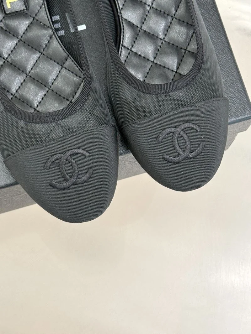 Chanel Flat Shoes Compact 19366