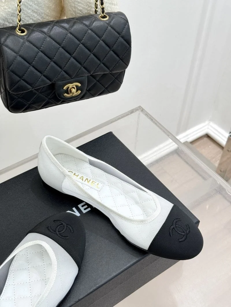 Chanel Flat Shoes WellDesigned 19300