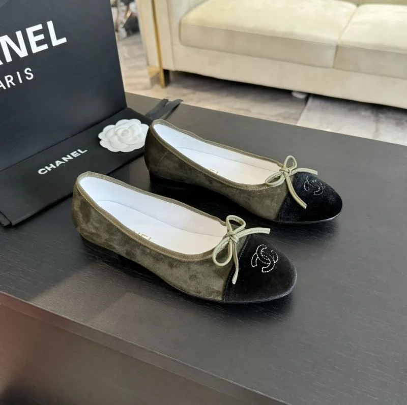 Chanel Flat Shoes TechFriendly 18312