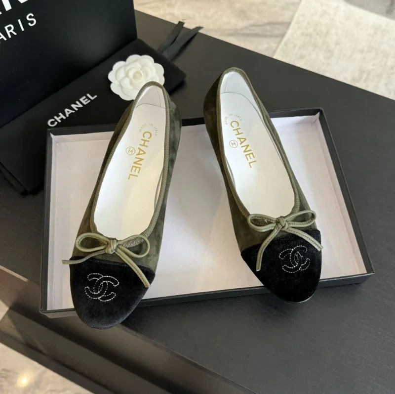 Chanel Flat Shoes TechFriendly 18312