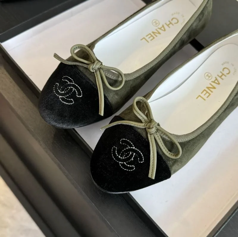 Chanel Flat Shoes TechFriendly 18312