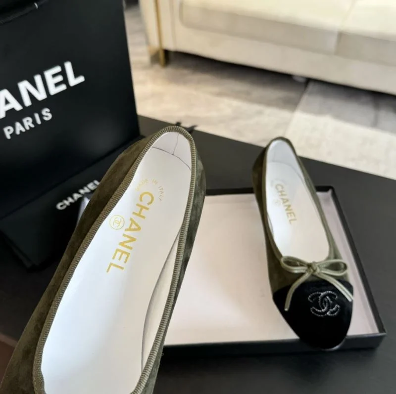 Chanel Flat Shoes TechFriendly 18312
