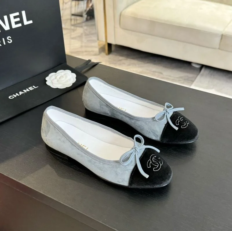 Chanel Flat Shoes Unique 18293