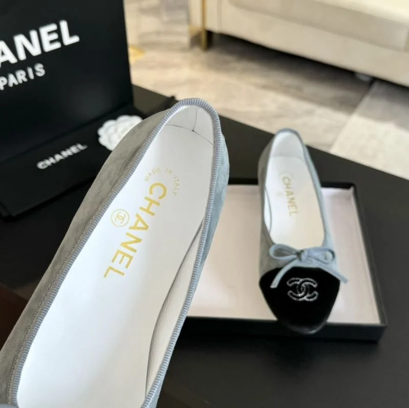 Chanel Flat Shoes Unique 18293