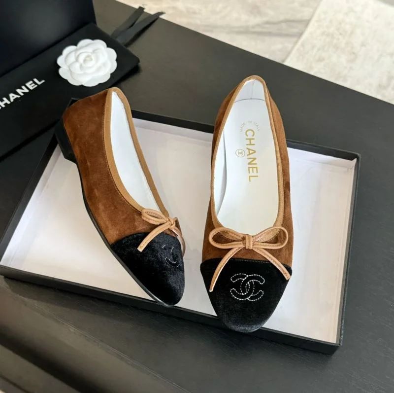 Chanel Flat Shoes Breathable 18370