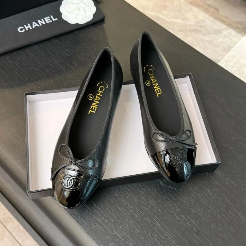 FashionForward Chanel Flat Shoes 18291
