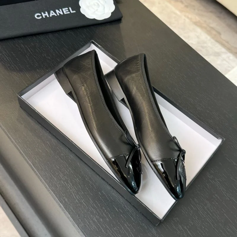 FashionForward Chanel Flat Shoes 18291