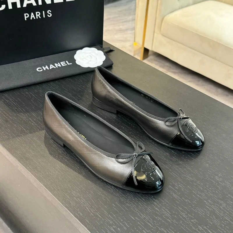 FashionForward Chanel Flat Shoes 18291