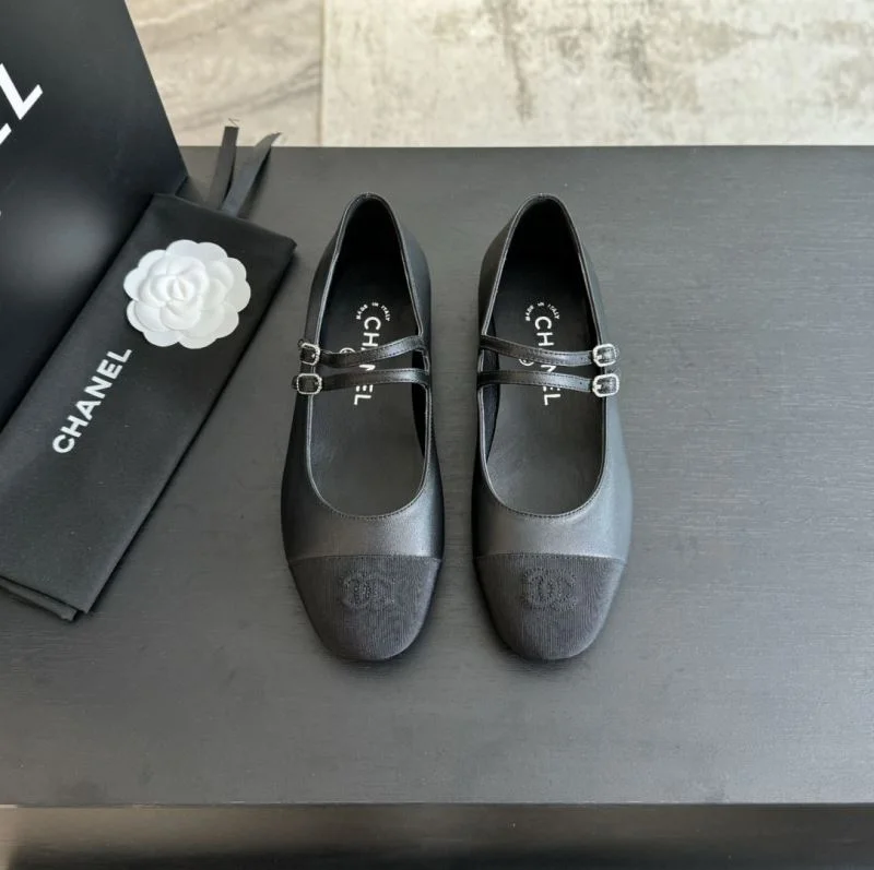 Unisex Chanel Flat Shoes 18287