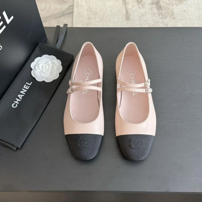 Chanel Flat Shoes Breathable 18283