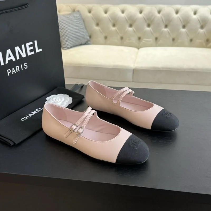Chanel Flat Shoes Breathable 18283