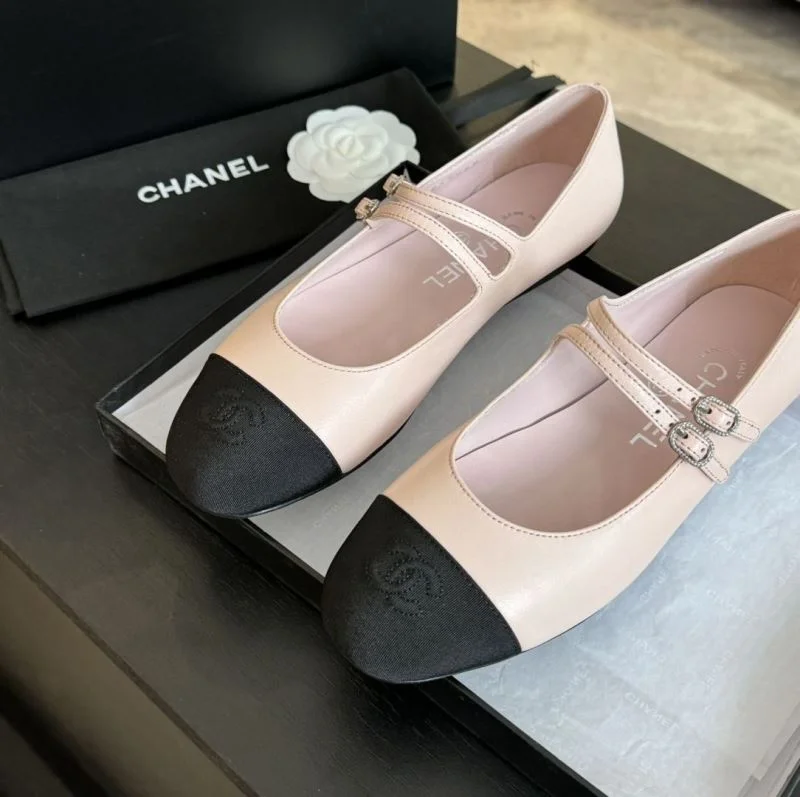 Chanel Flat Shoes Breathable 18283