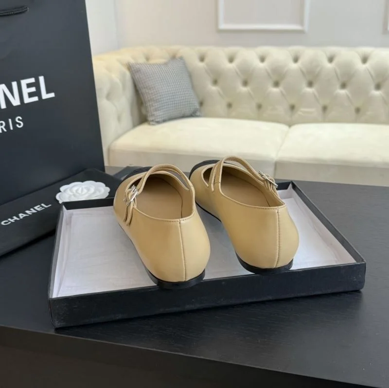Chanel Flat Shoes WrinkleFree 18280