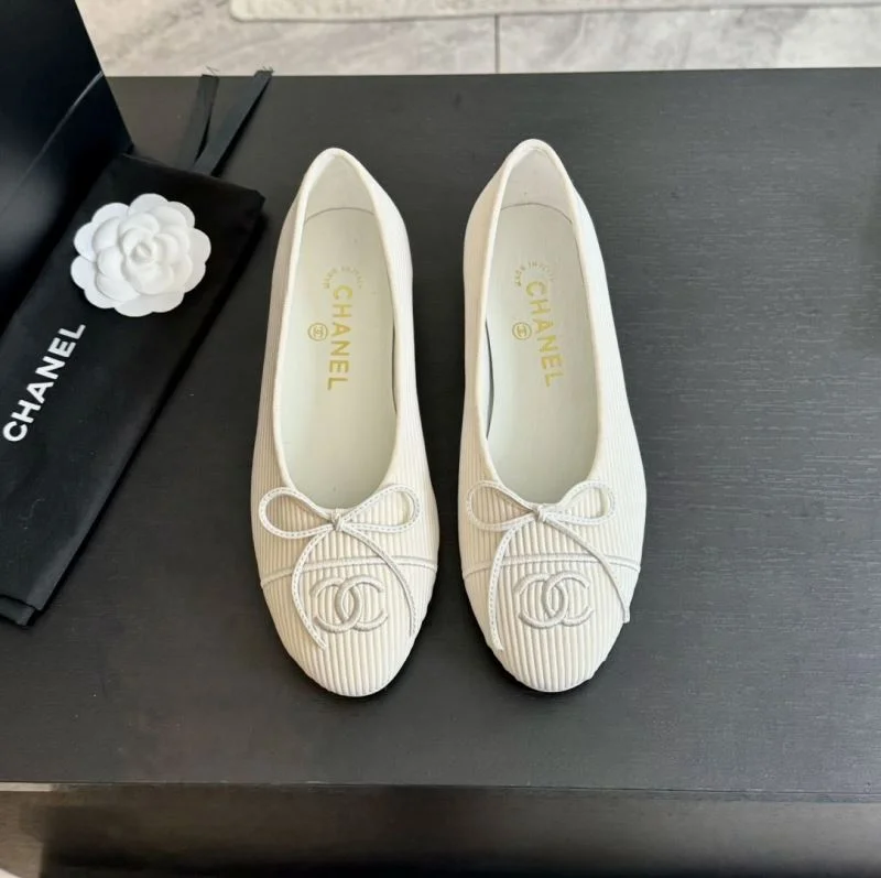 Packable Chanel Flat Shoes 18285
