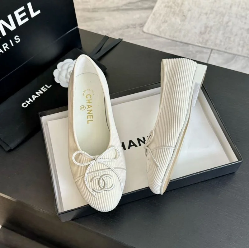 Packable Chanel Flat Shoes 18285