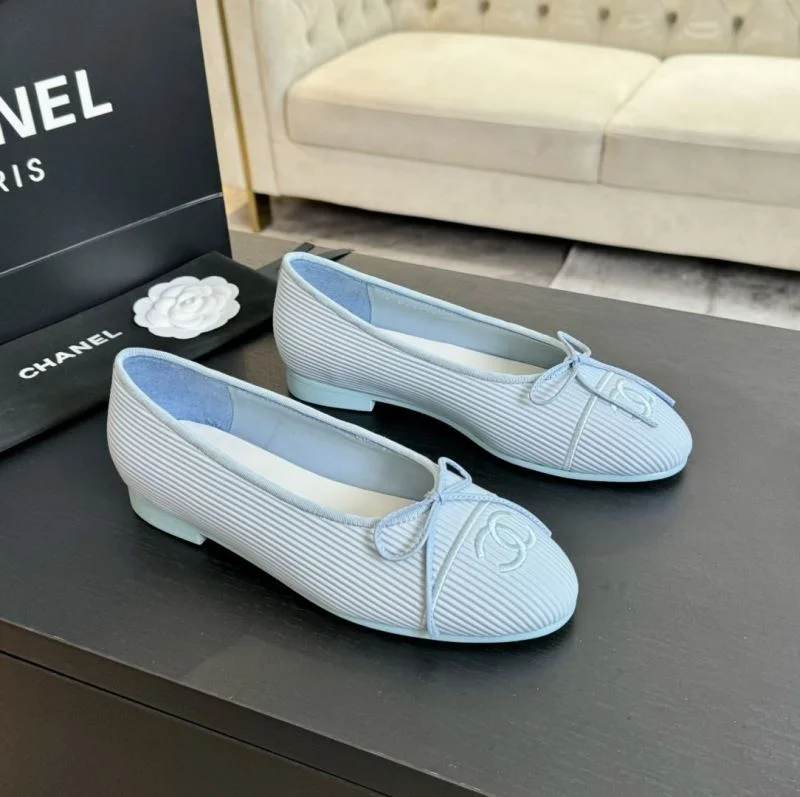 Functional Chanel Flat Shoes 18286