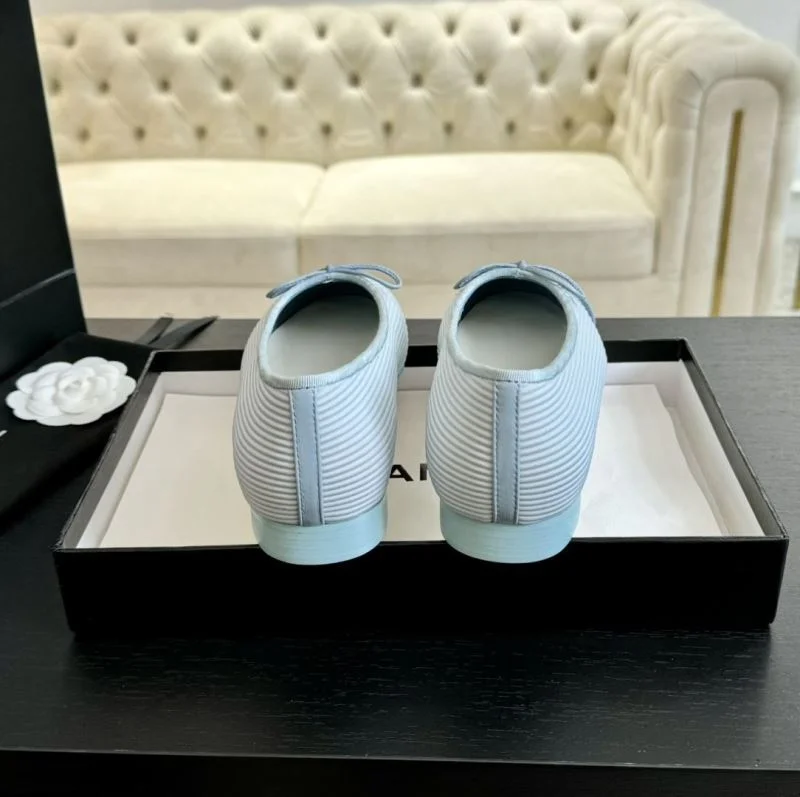 Functional Chanel Flat Shoes 18286