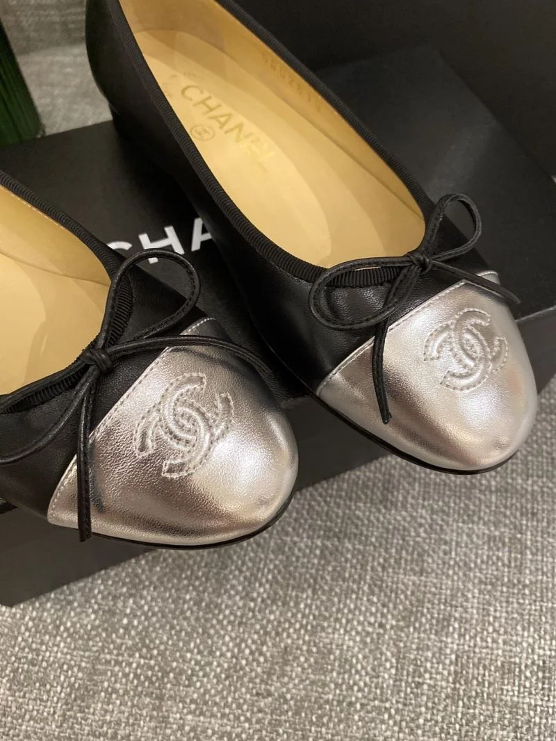 Comfortable Chanel Flat Shoes 18278