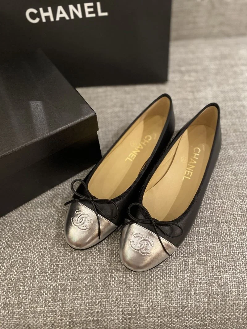 Comfortable Chanel Flat Shoes 18278