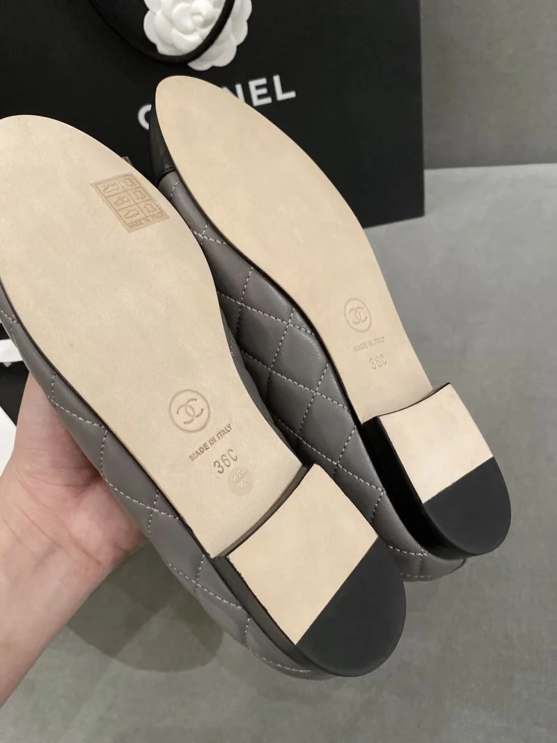 Chanel Flat Shoes Comfortable 18266