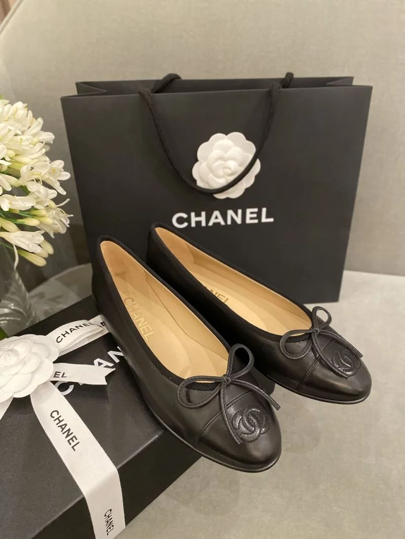 Chanel Flat Shoes WeatherProof 18269