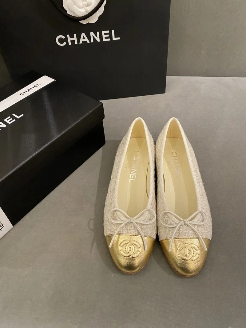 Tailored Chanel Flat Shoes 18274