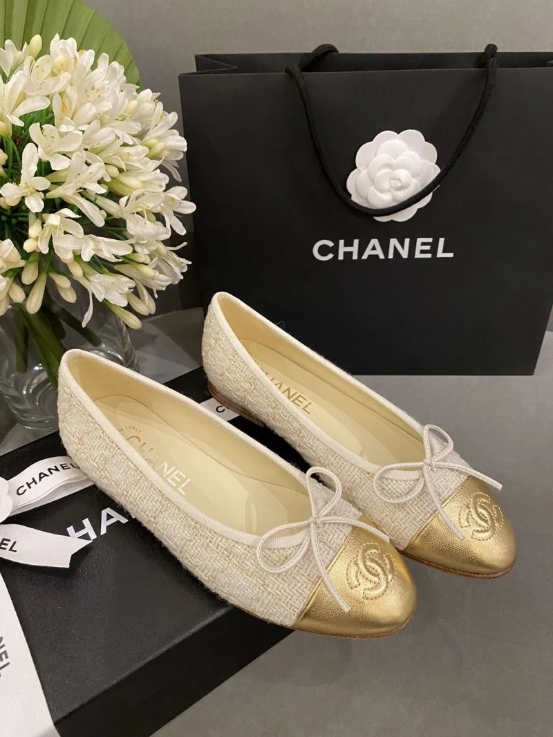 Tailored Chanel Flat Shoes 18274