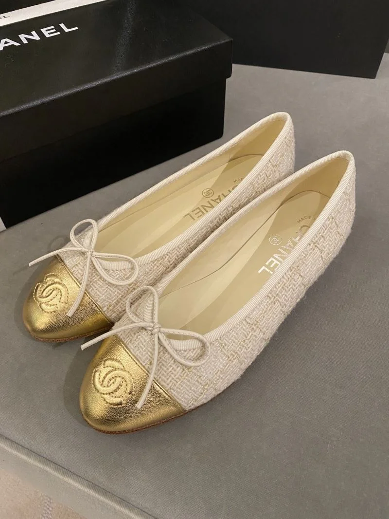 Tailored Chanel Flat Shoes 18274