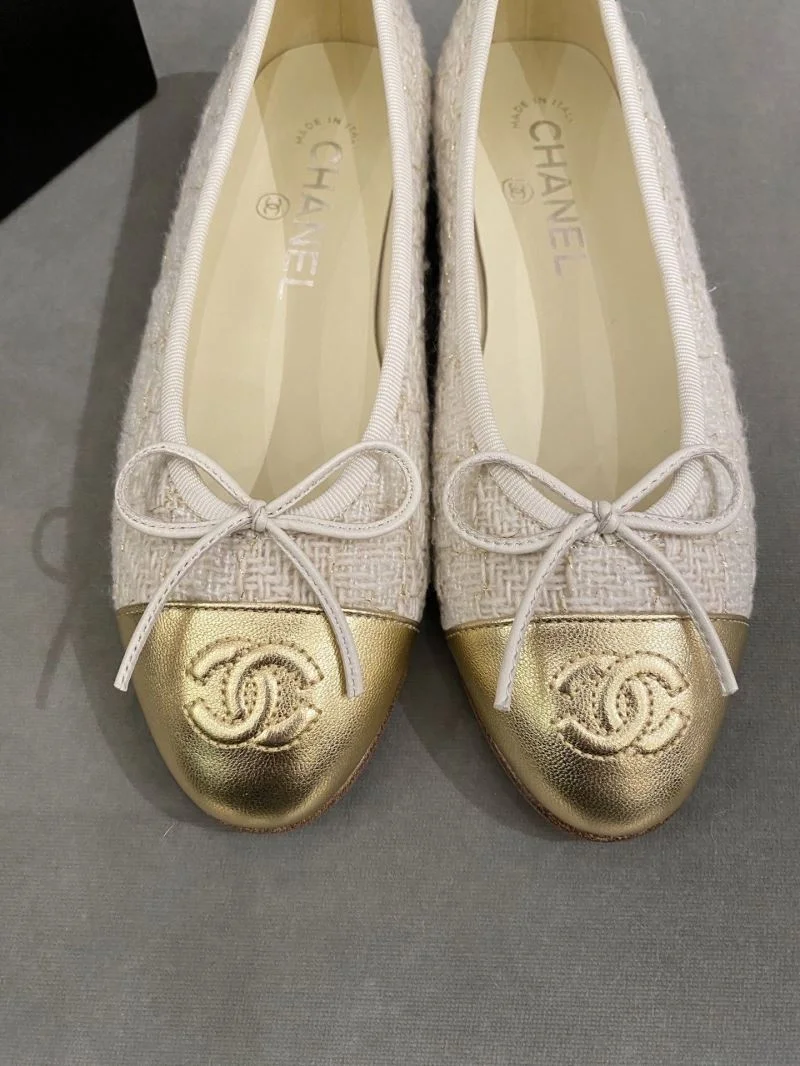Tailored Chanel Flat Shoes 18274