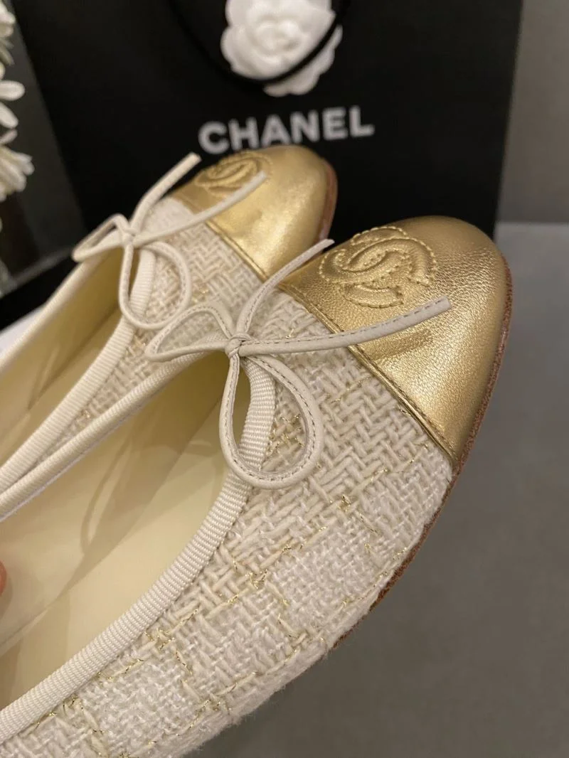 Tailored Chanel Flat Shoes 18274