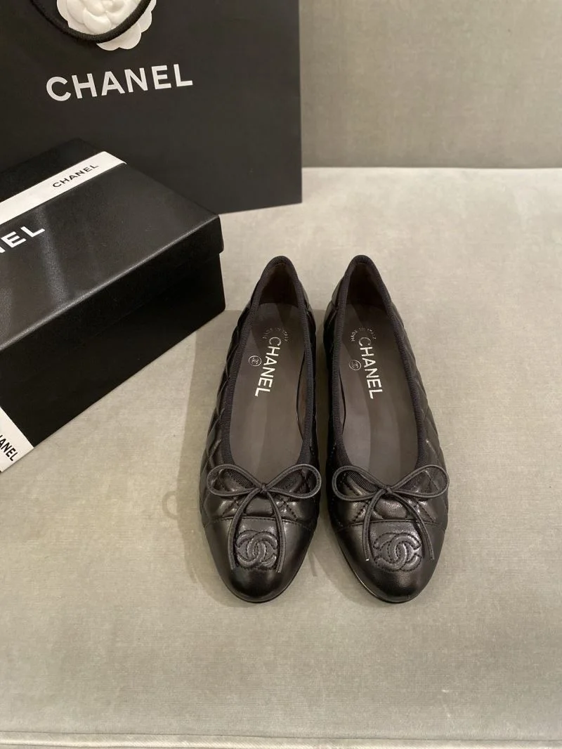 Chanel Flat Shoes Supportive 18255