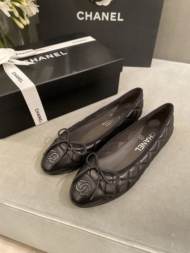 Chanel Flat Shoes Supportive 18255