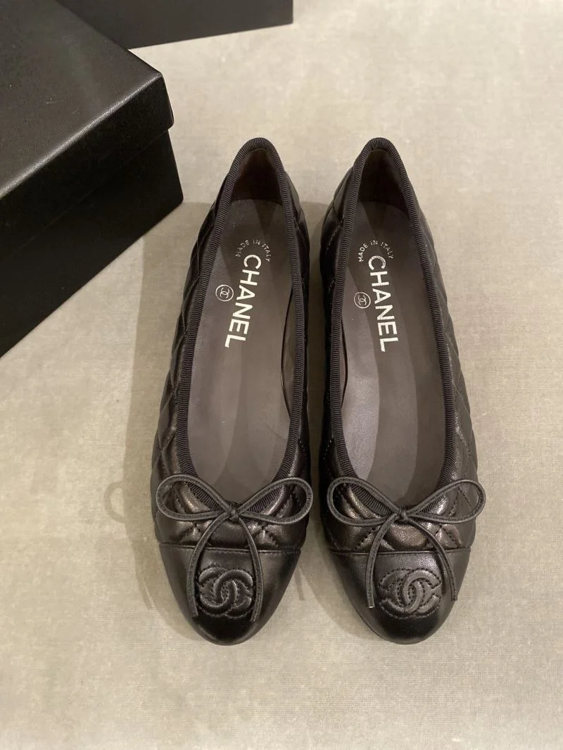Chanel Flat Shoes Supportive 18255