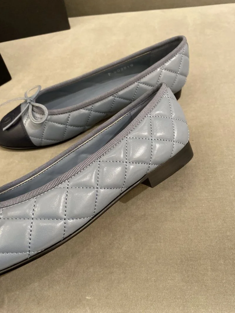 Comfortable Chanel Flat Shoes 18268