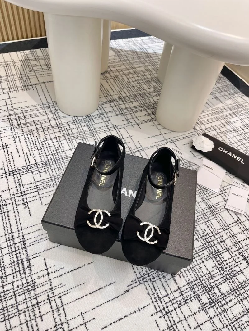 MoistureWicking Chanel Flat Shoes 18256