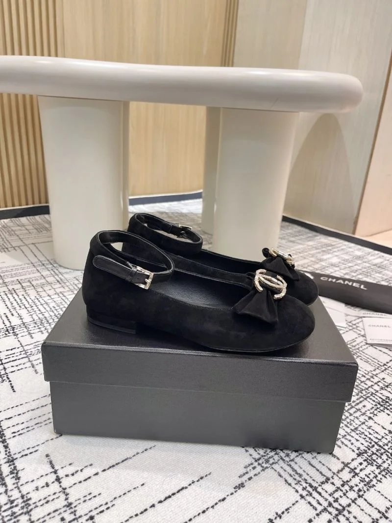 MoistureWicking Chanel Flat Shoes 18256