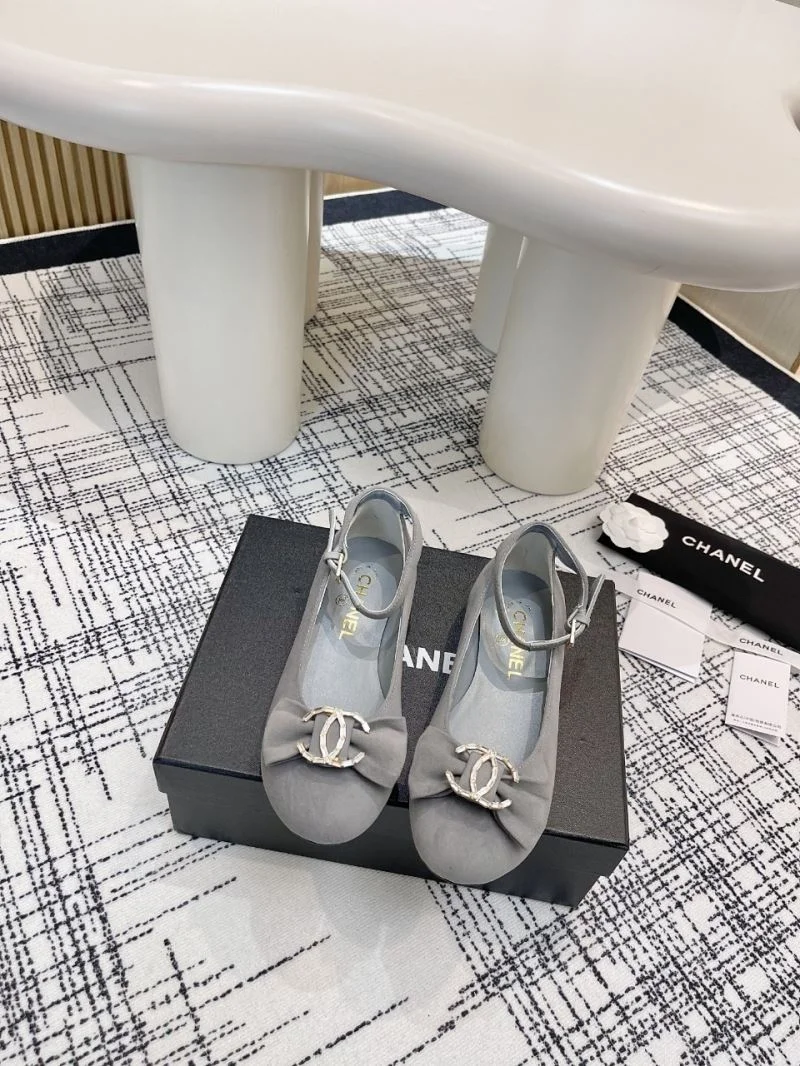 Chanel Flat Shoes Comfortable 18261