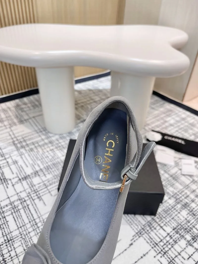 Chanel Flat Shoes Comfortable 18261
