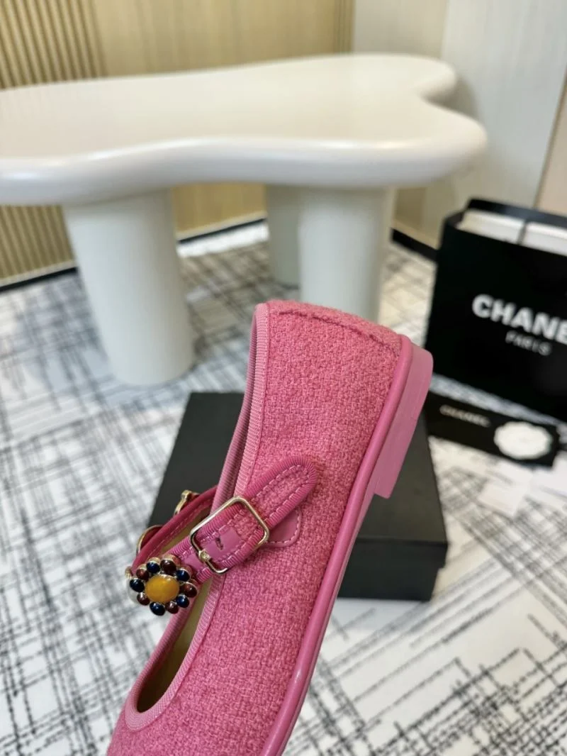 Attractive Chanel Flat Shoes 18254