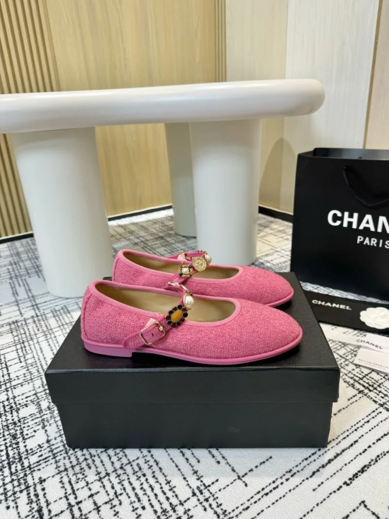 Attractive Chanel Flat Shoes 18254