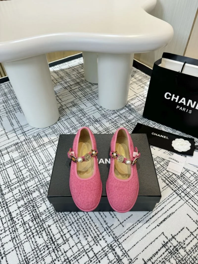 Attractive Chanel Flat Shoes 18254