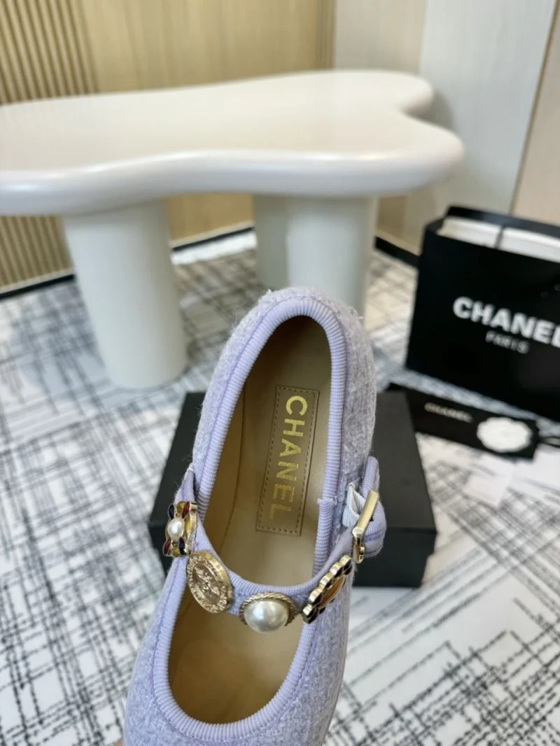 Trendsetting Chanel Flat Shoes 18252