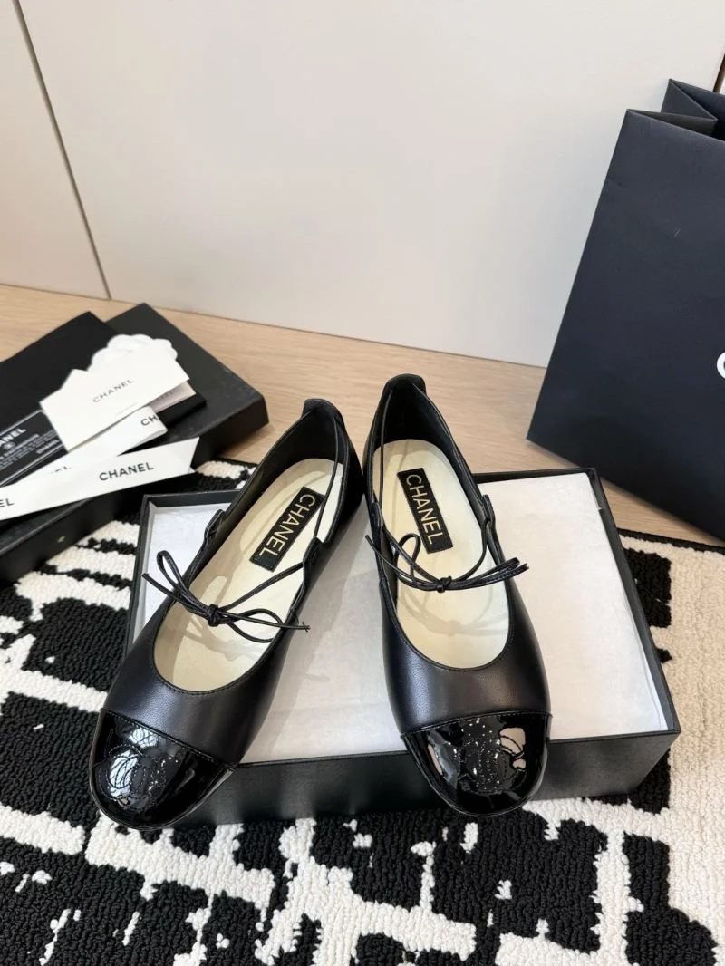 Classic Chanel Flat Shoes 18232