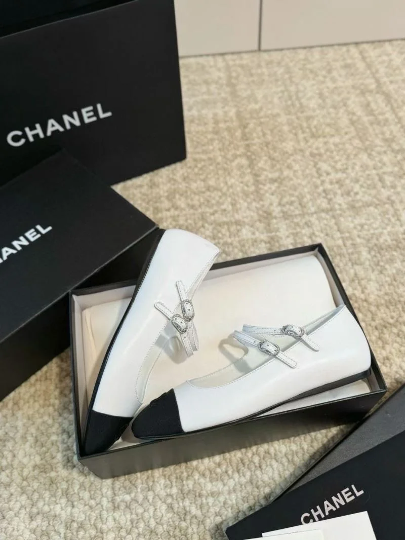 TravelReady Chanel Flat Shoes 18233