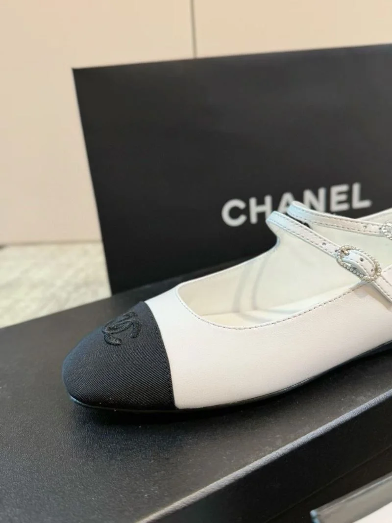 TravelReady Chanel Flat Shoes 18233
