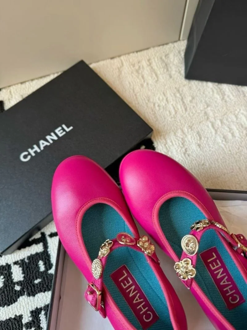 Chanel Flat Shoes HighPerformance 18220